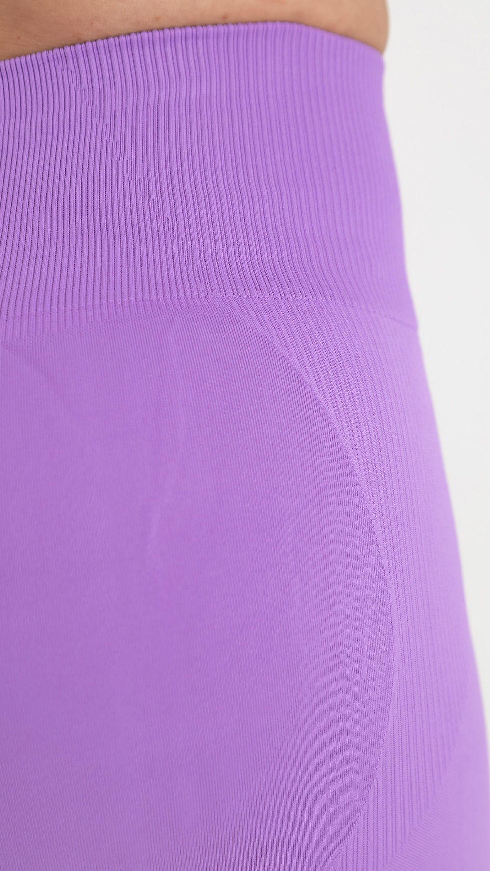 Miniatura: SHORT SEAMLESS MORADO ETEREA FIBER
