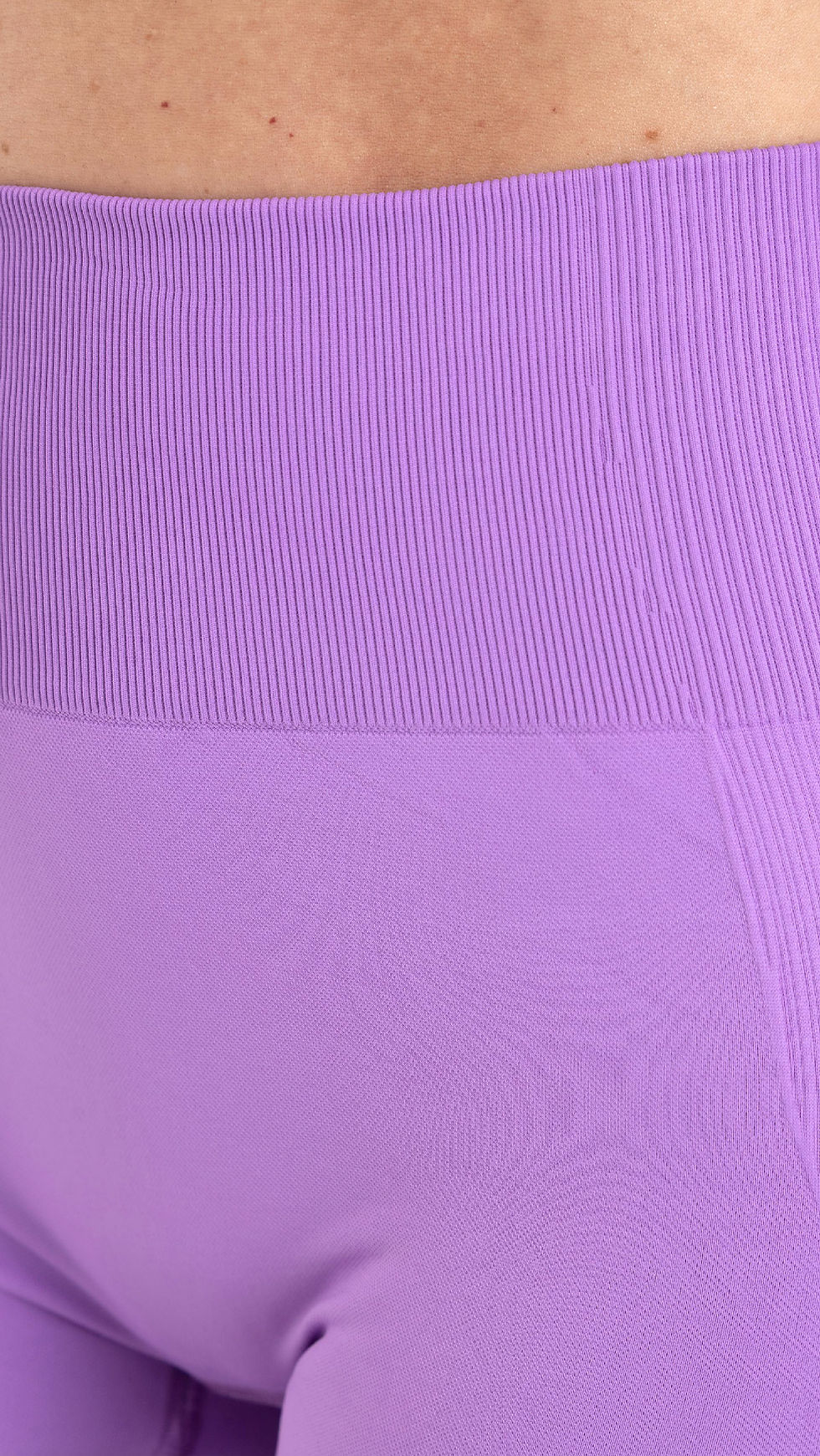 Miniatura: SHORT SEAMLESS MORADO ETEREA FIBER