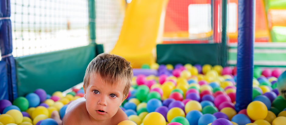 Choosing the Right Ball Pit Rental for Your Party Theme