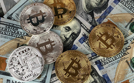 Bitcoin_Dave McBee_goodfreephotos-com.jp