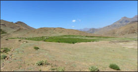 journeys & scorpions | travelblog | Morocco Atlas Mountain Route N9 | Source De Tichka | Qued Tichka