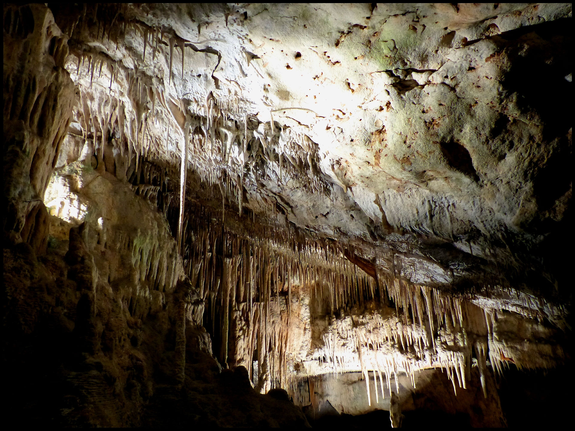 journeys & scorpions | travelblog | Spain | Mallorca | Porto Cristo | Caves of Drach
