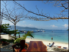 journeys & scorpions | travelblog | Thailand-Phuket | Ko He | Coral island | Snorkeling