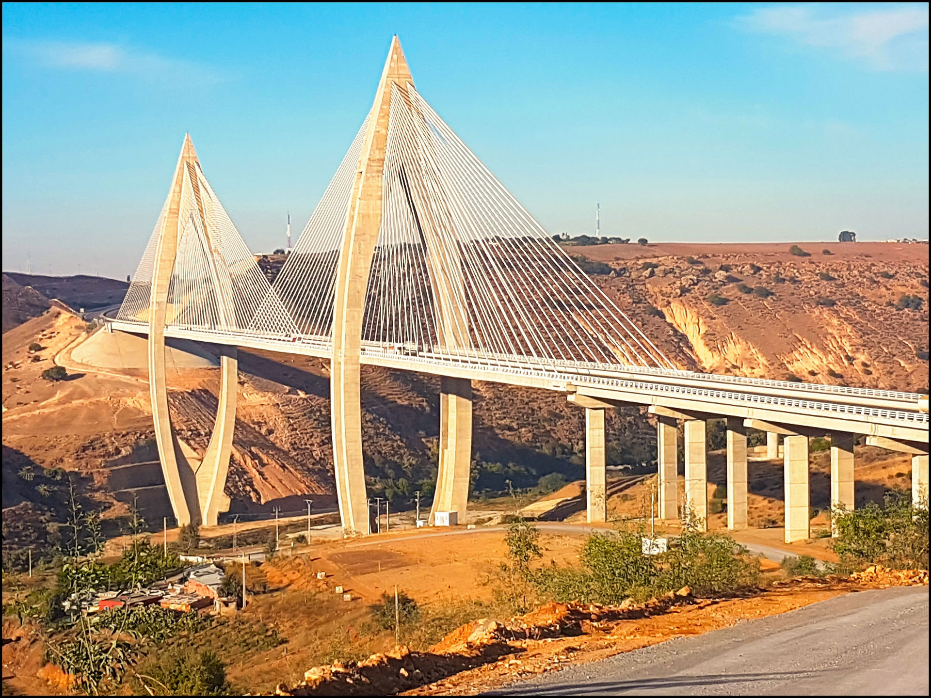 journeys & scorpions travelblog | Morocco, Rabat | Mohammed VI Bridge
