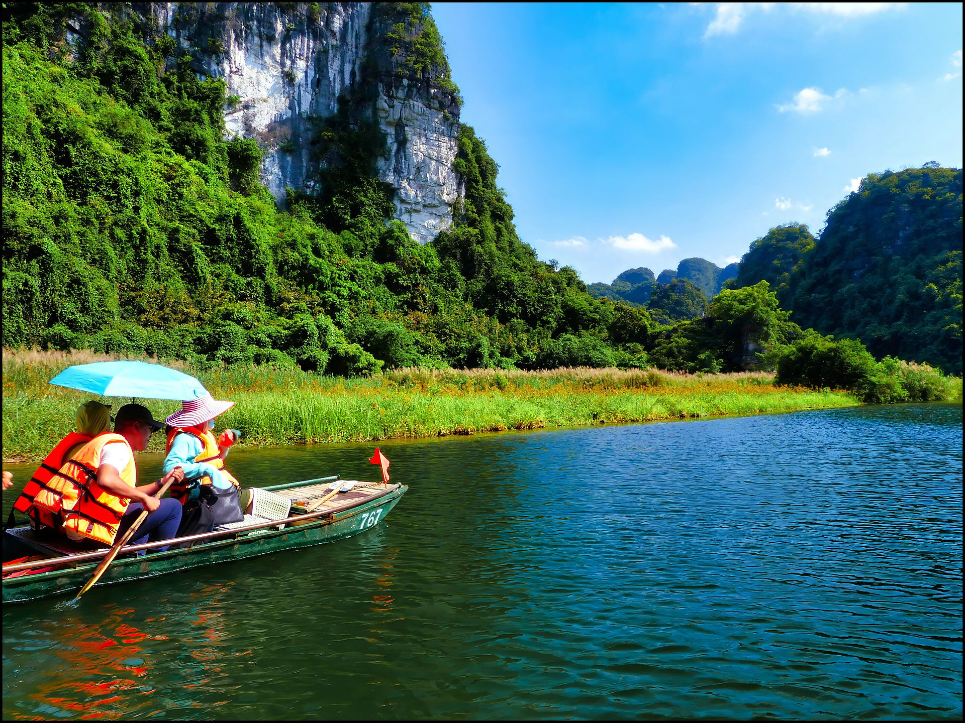 journeys and scorpions travelblog  | Vietnam-Ninh Binh, Trang An Boattour