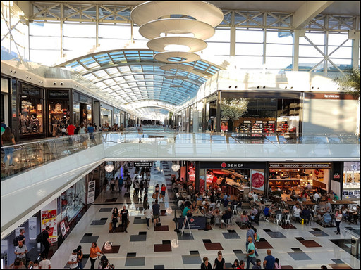 journeys and scorpions travelblog | Spain-Andalusia, Granada | Nevada Shopping Center