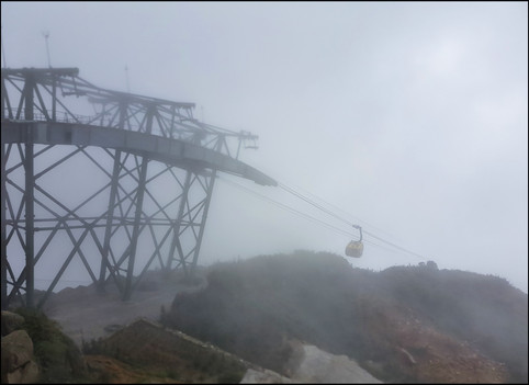 journeys and scorpions travelblog | Vietnam-Sapa, Fansipan