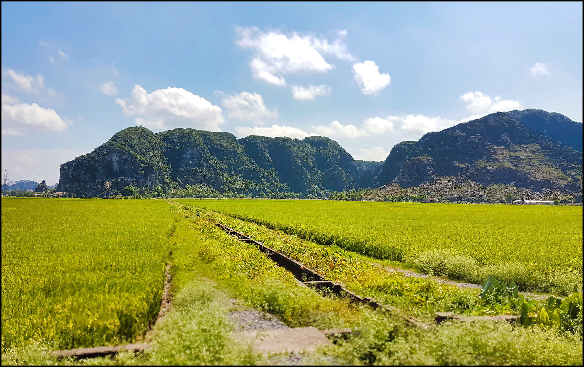 journeys and scorpions travelblog  | Vietnam-Ninh Binh, Trang An