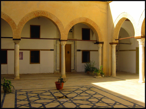 journeys & scorpions | travelblog | Tunisia | Kairouan | School Kairouan