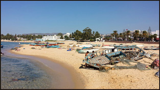 journeys & scorpions | travelblog | Tunisia | Hammamet Beach