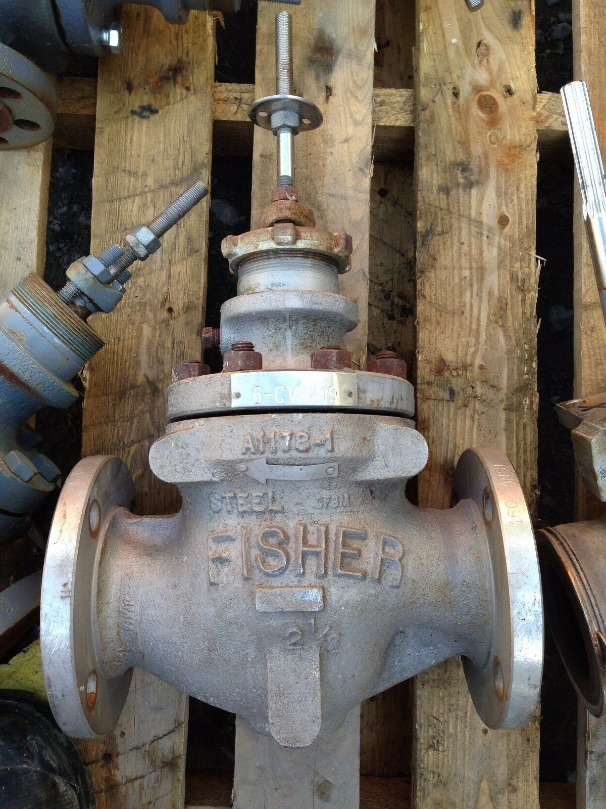 FISHER 2.5in TYPE E CLASS 150 SS GLOBE VALVE BODY
