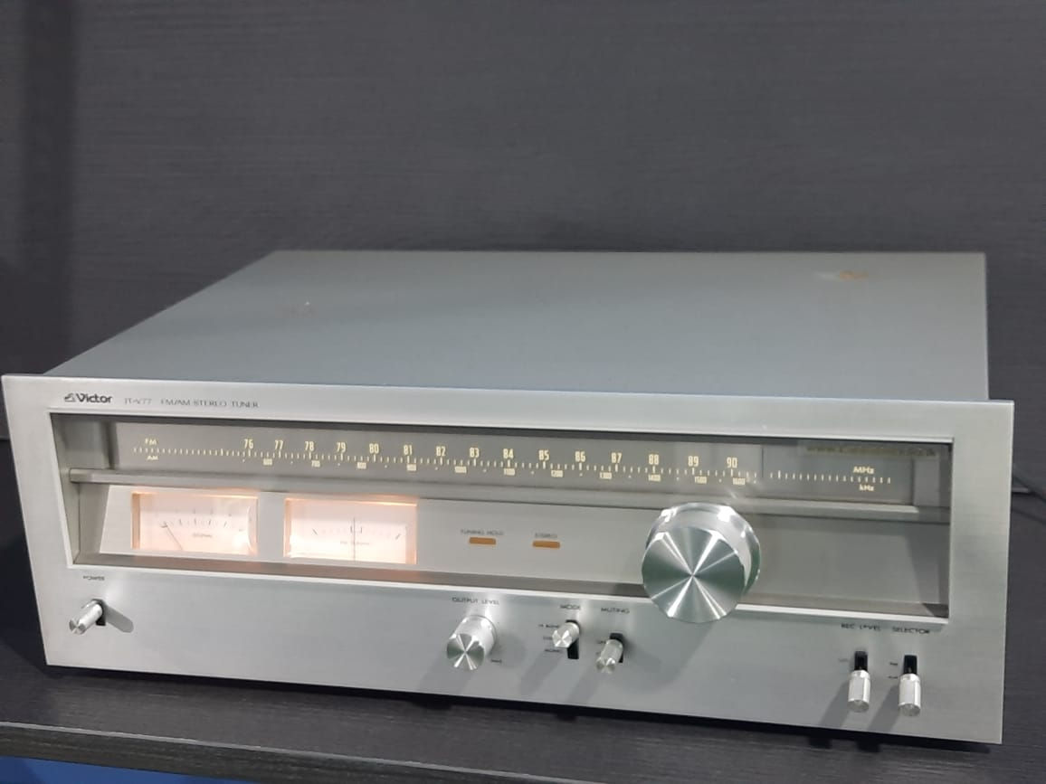 Victor vintage Radio tuner JT-V77- 1979