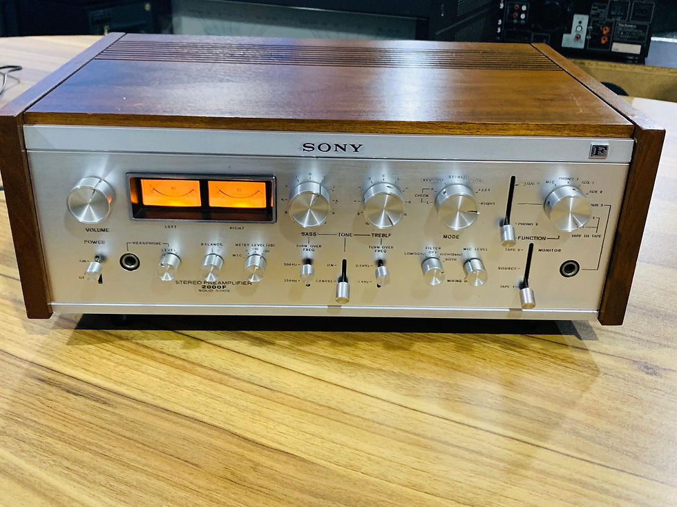 Thumbnail: Sony ESPRIT TA-2000F high end vintage pre-amplifier