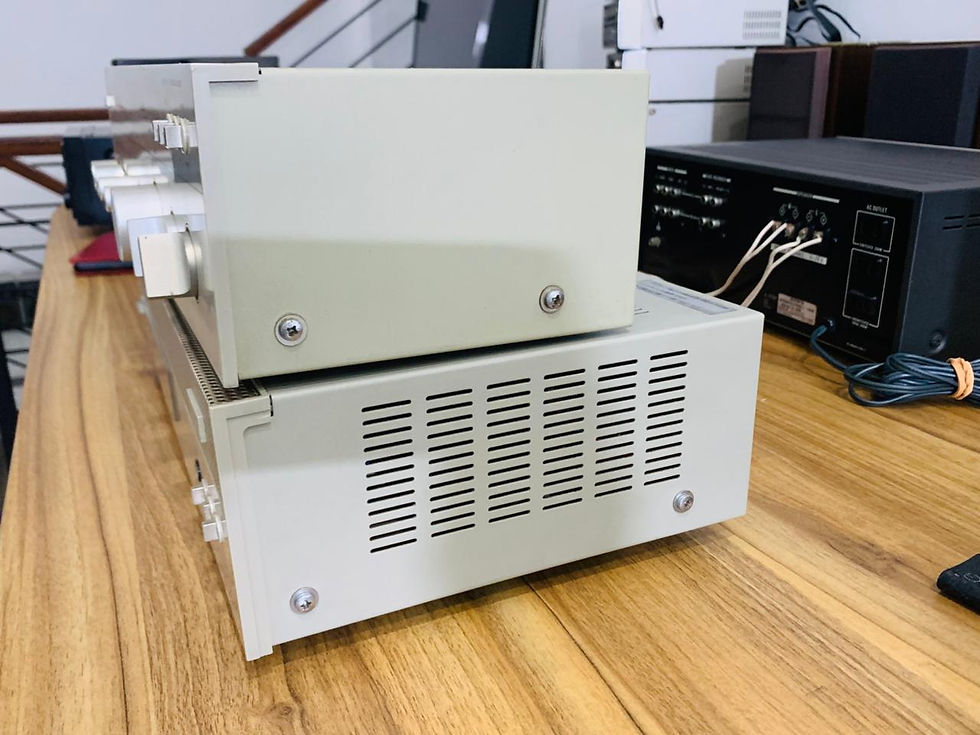 Thumbnail: Hitachi LO-D MosFet power/Pre amplifier combination HMA/HCA