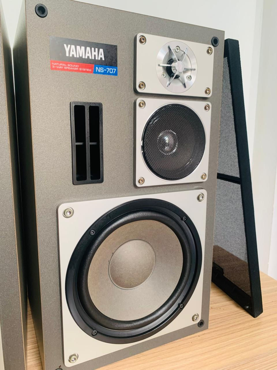 Thumbnail: Yamaha  Natural sound NS-707 Vintage bookshelf/Table top Moinitor Speakers,