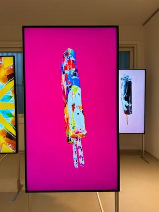 Rich Strawberry & Milky Cream