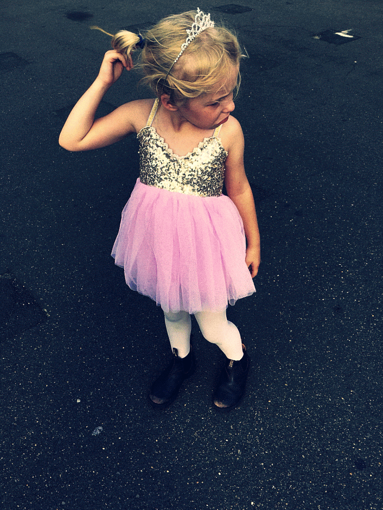 V VIRKOTIE Gold Sequin Pink Tutu Brown Blundstone Boots www.virkotie.com