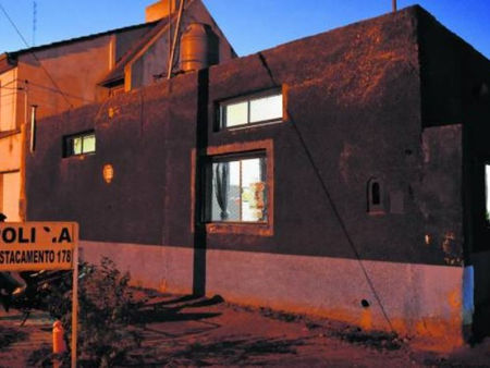 Tres hombres detenidos por un robo con arma de fuego
