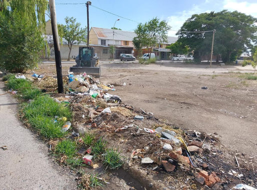 Erradicaron varios basurales ilegales