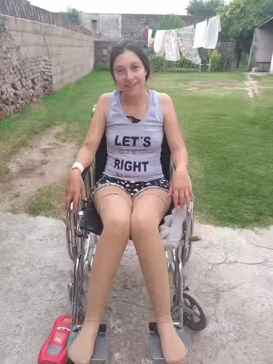Vacunas AstraZeneca: Una mujer reclama una indemnización tras quedar con una discapacidad del 75,6%