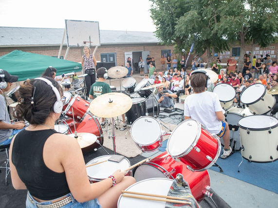 Fin de semana a puro cierre de talleres en Roca