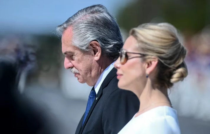 Alberto y Fabiola denunciados por otra fiesta durante la pandemia