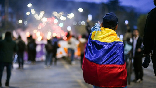 En Colombia gana la derecha pero Petro no asume la derrota que hasta el momento es por menos de un punto. Denuncia fraude internacional