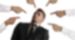 Communications: accusations et critiques