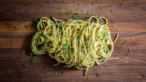 SPAGHETTI AGLIO E OLIO