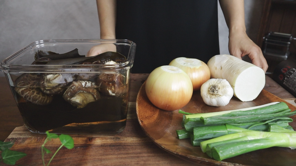 채수 만들기 | 두가지 방법과 한가지 팁! | Vegetable broth for Korean cuisine!