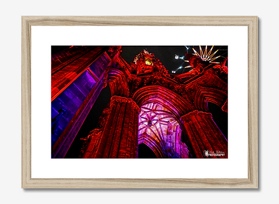 Classic Frame Natural Portrait.png