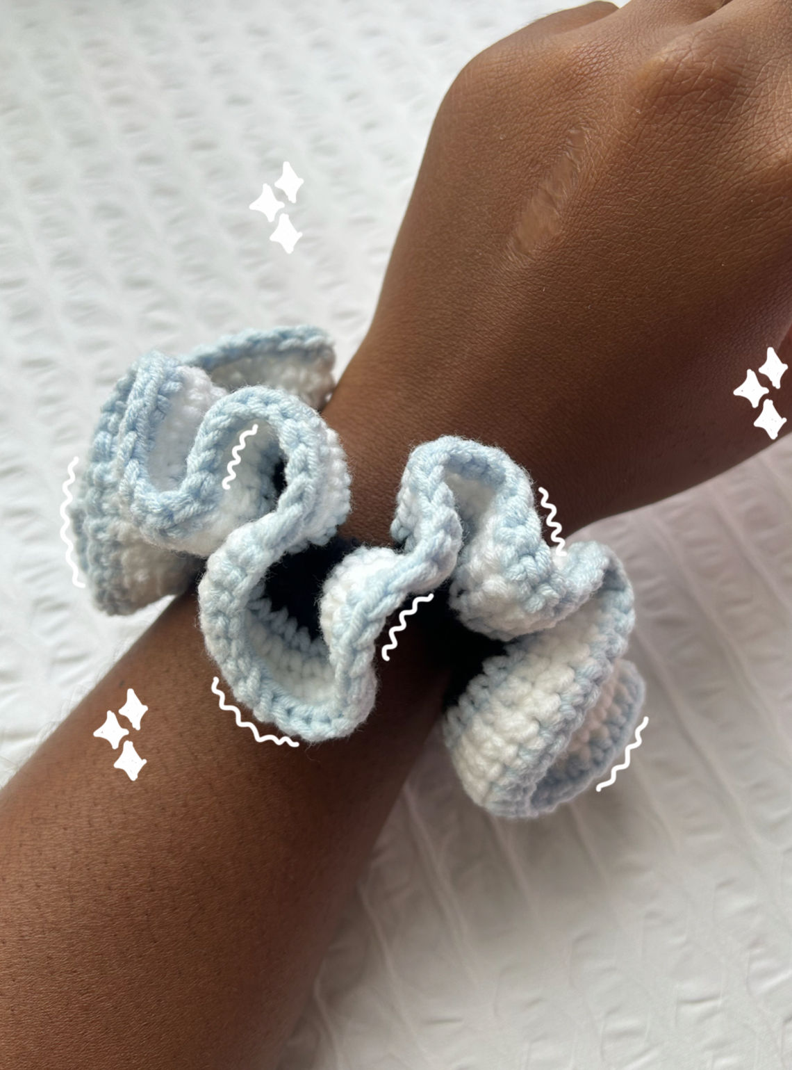 Medium Ruffle Scrunchie