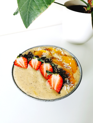 Peach and Passionfruit Smoothie Bowl