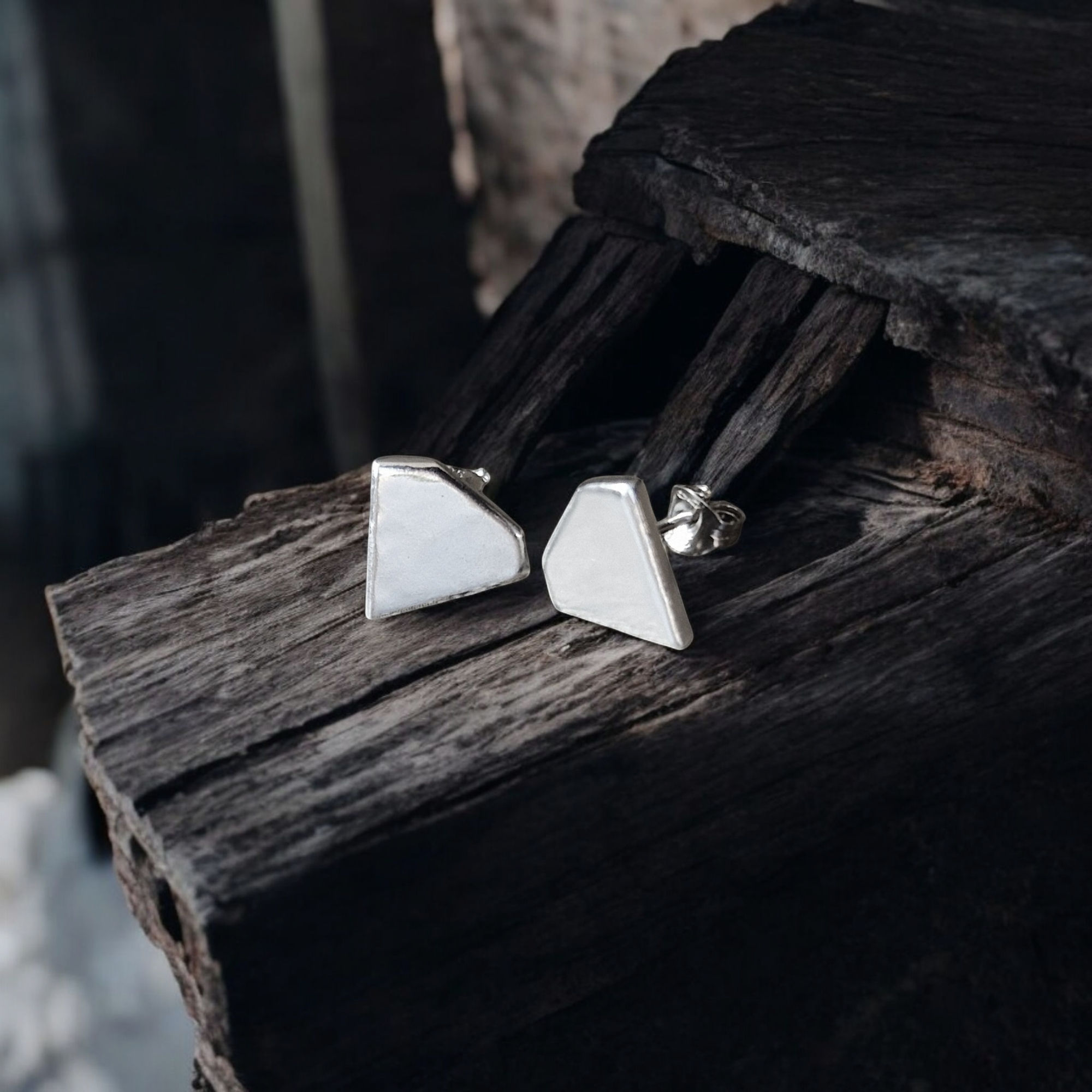 Calynn Mini Stud Earring