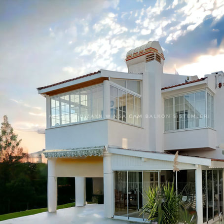 Çeşme Cam Balkon Yapan Firma