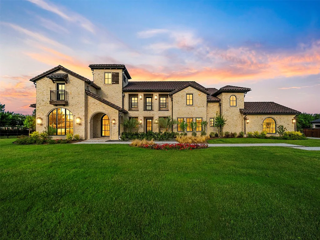 Realtor Phillips Realty Group McKinney