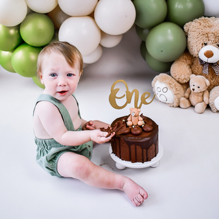 cake smash 1st birthday photography liverpool