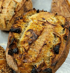 tomato sourdough bread