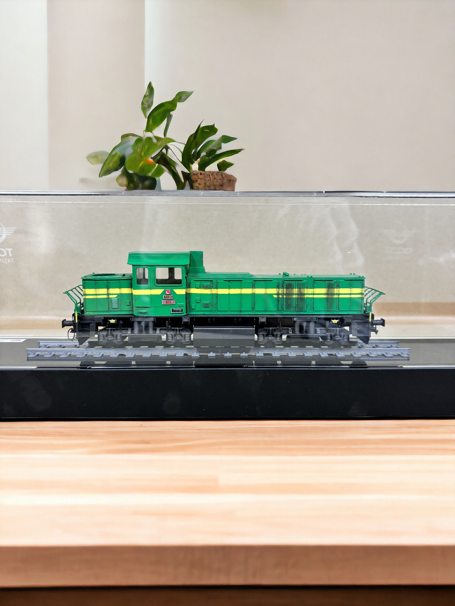 De11000 1/64 Dizel Lokomotif