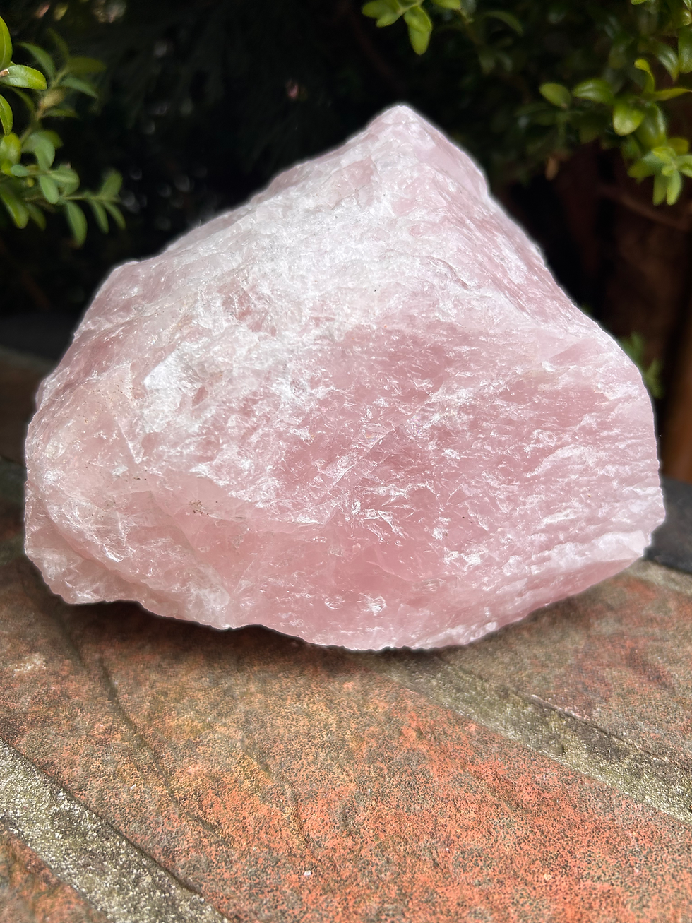 Thumbnail: Rose quartz rough crystal 