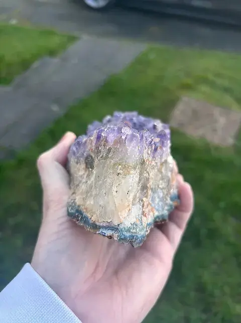 Thumbnail: amethyst cluster