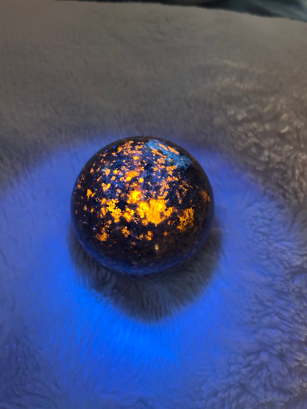 Thumbnail: Yooperite sphere for reiki