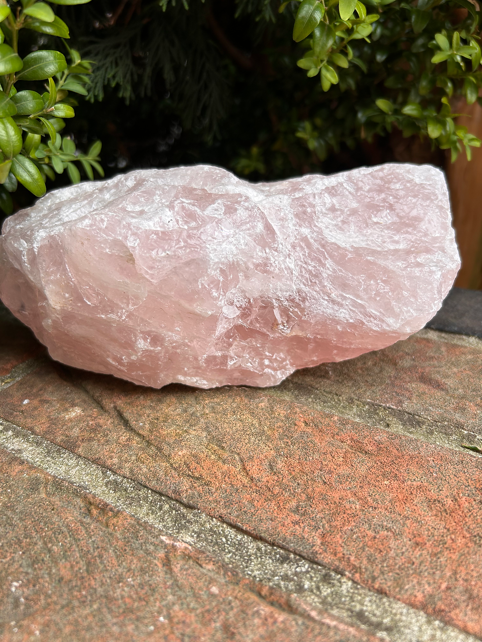 Thumbnail: Rose quartz rock crystal 