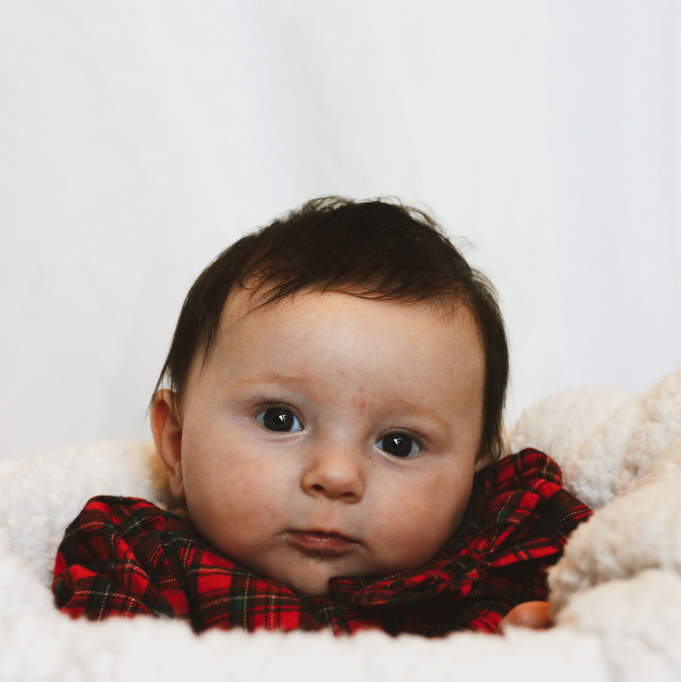 A more upright pose perfect for inquisitive babies.