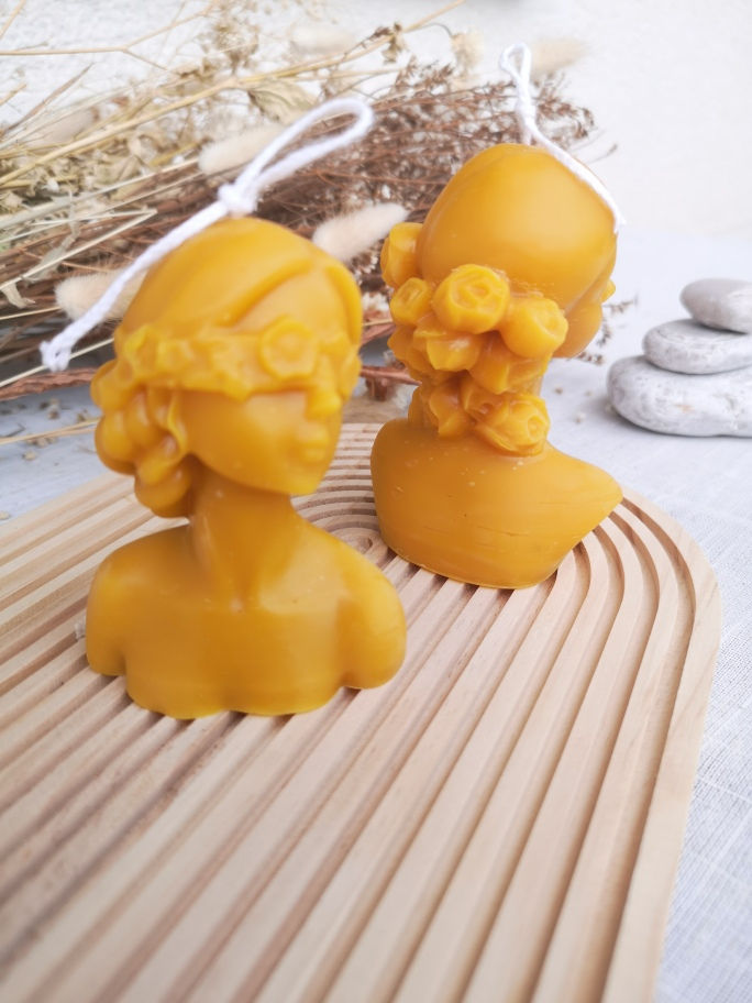 Beeswax candle
