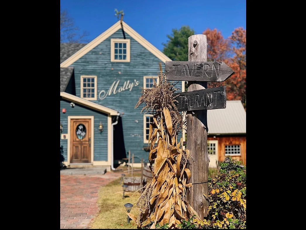 Molly's Tavern