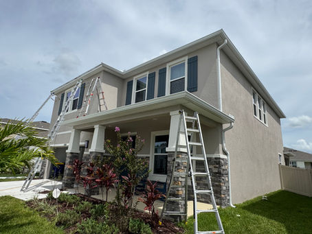 Seamless gutters installation in San Antonio FL