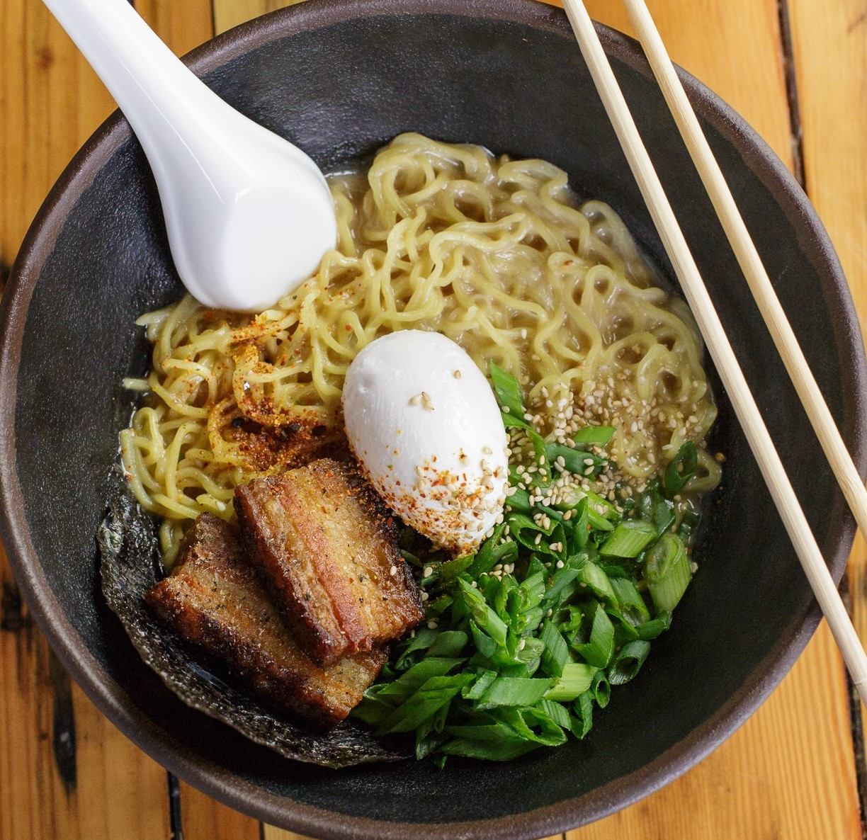 Easy Tyger | An Asian Gastropub restaurant logo - View nutrition facts, calories, and macros for menu items at 1230 E Brady St, Milwaukee, WI 53202