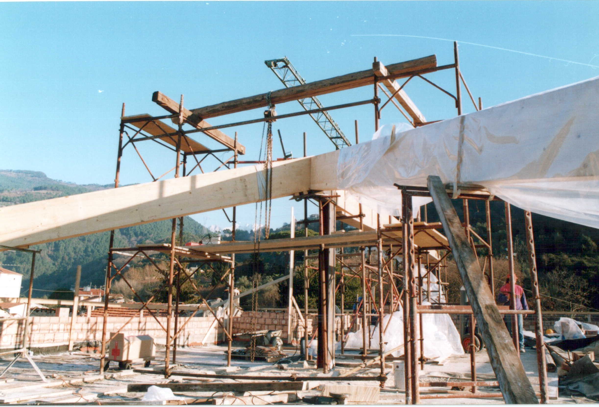 Travi lamellari per tetto ventilato.jpg