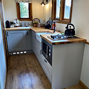 Thursden-brook-shepherdshut_kitchen.jpg